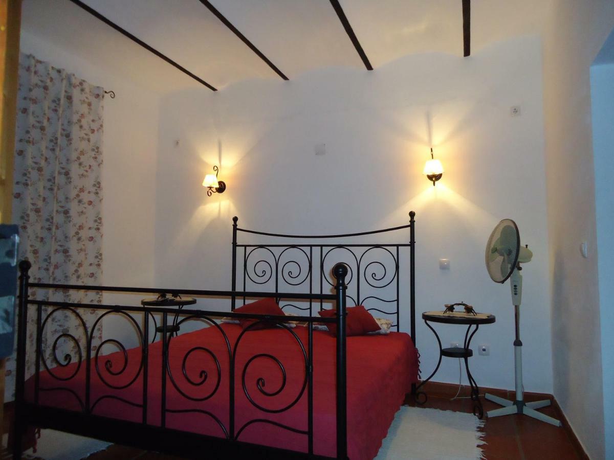 Monte Da Avo Chica Hotel Monsaraz Buitenkant foto
