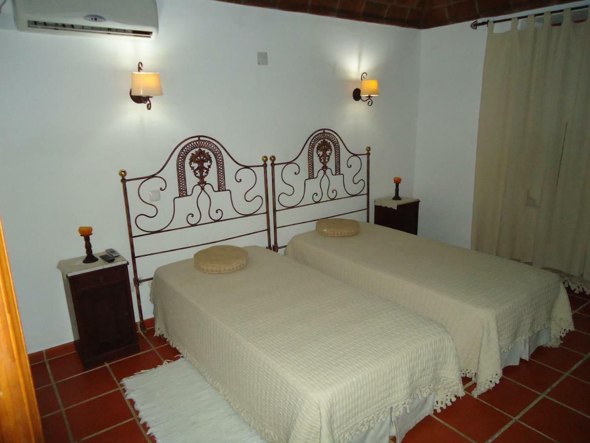 Monte Da Avo Chica Hotel Monsaraz Buitenkant foto